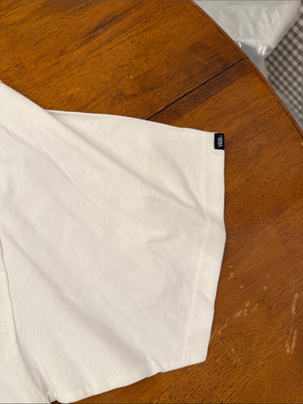 Vans White Short-Sleeve Graphic Logo Tee xxl, spot because haven’t washed, holes - Picture 4 of 10